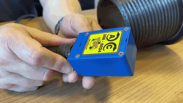 TSC-ACFM-Universal-Thread-Probe2.gif
