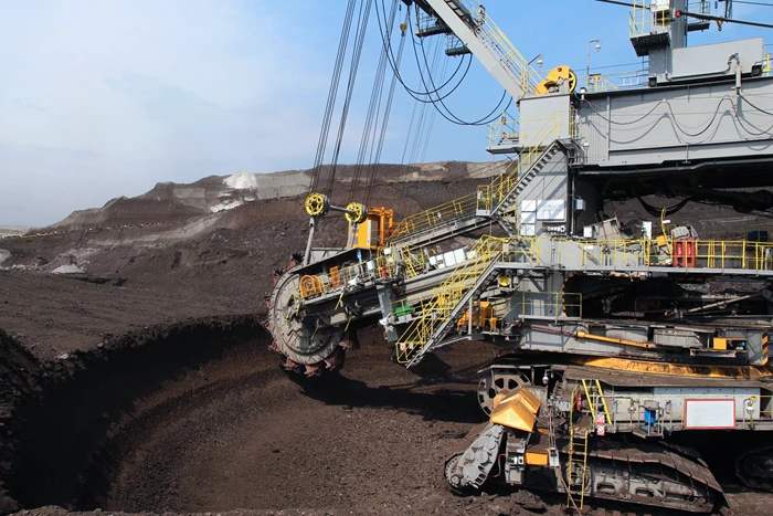 Mining-Open-Pit-Conveyor-Belt-NDT-Inspection-Eddyfi.jpeg